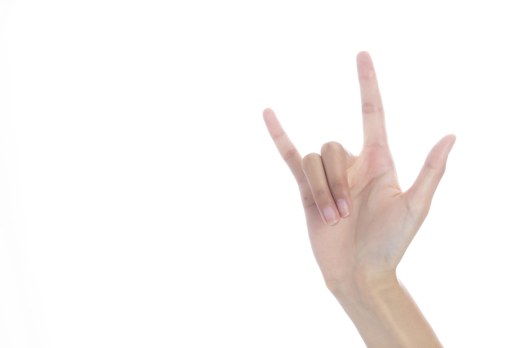 女士柔美手势手部动作背景图片