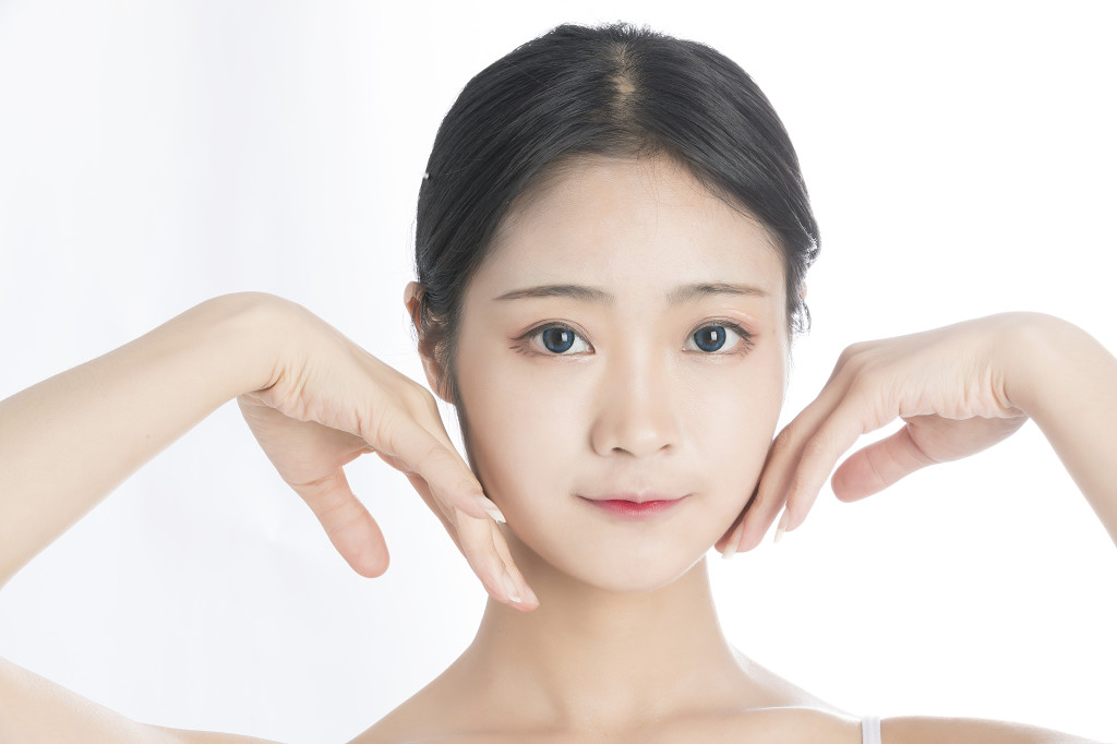 人物化妆美容护肤图片