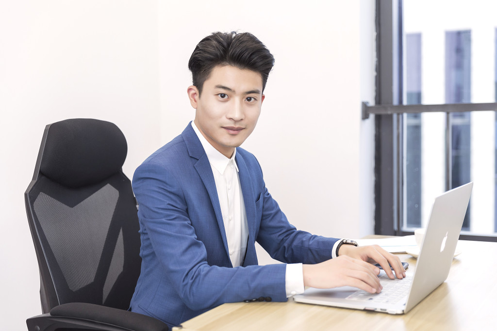 客服群体工作图片