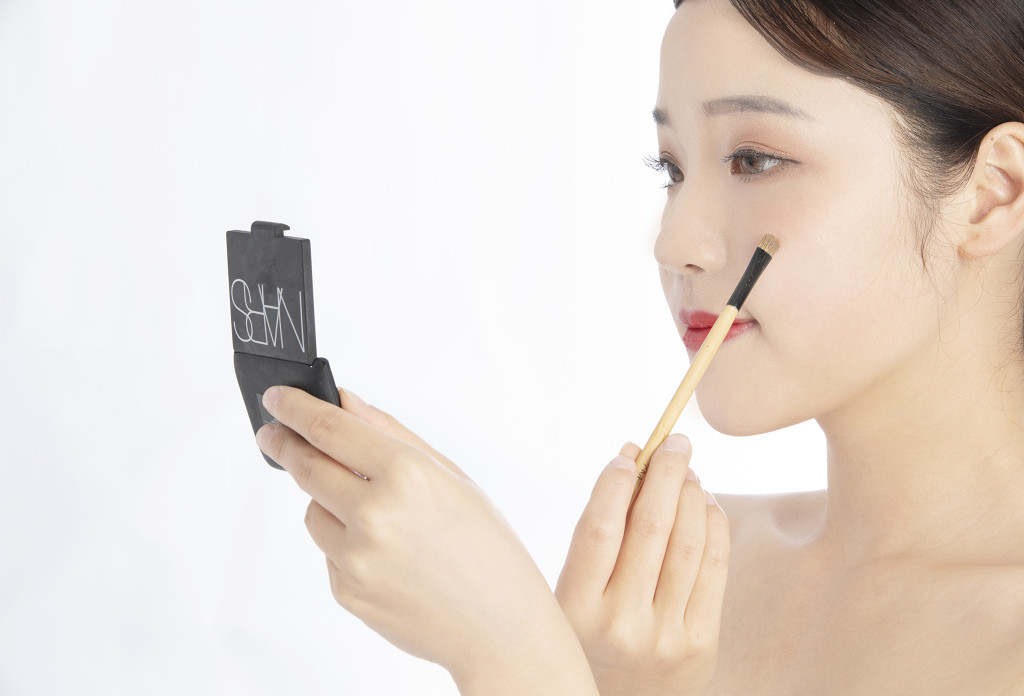 人物化妆美容护肤图片