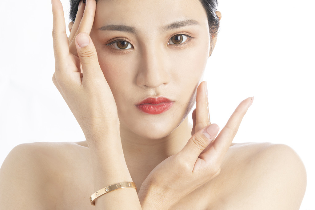 人物化妆美容护肤图片