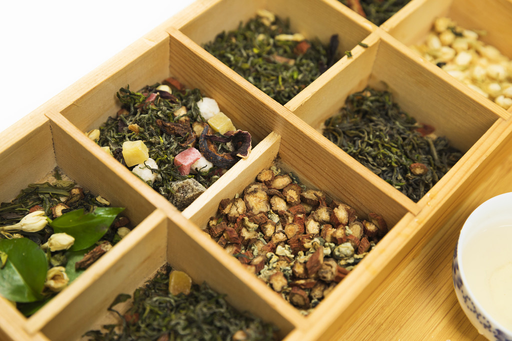 春季茶水绿茶背景图片