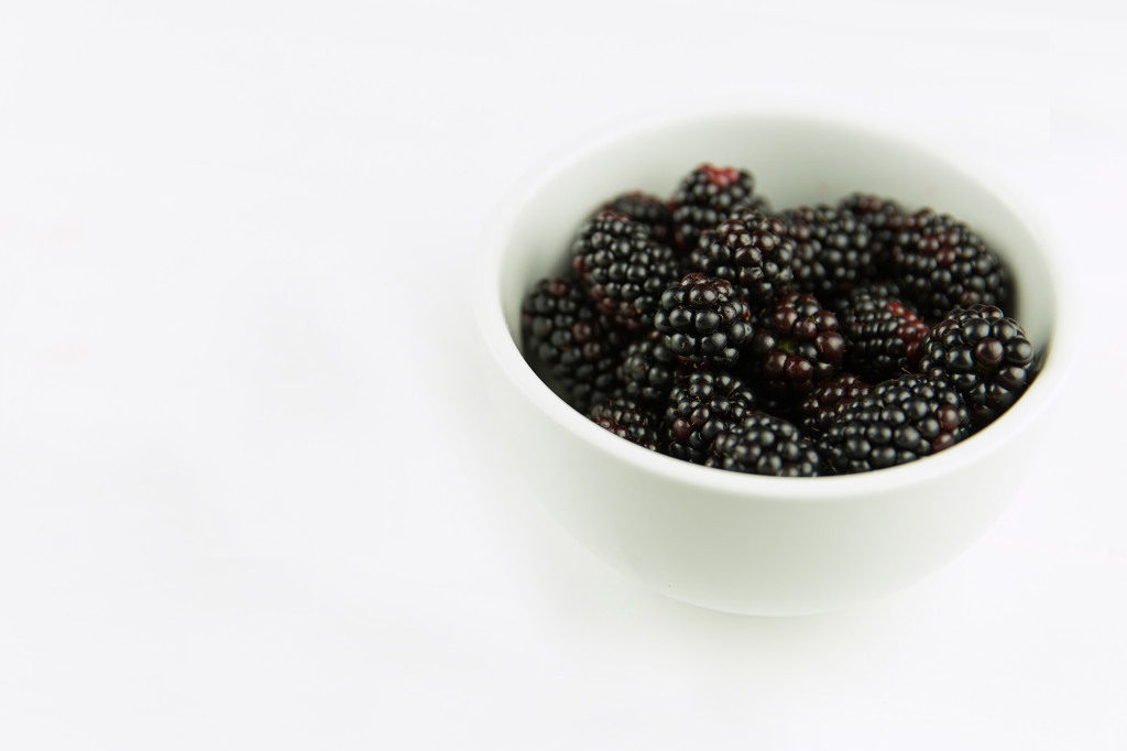 清新简洁水果背景图片