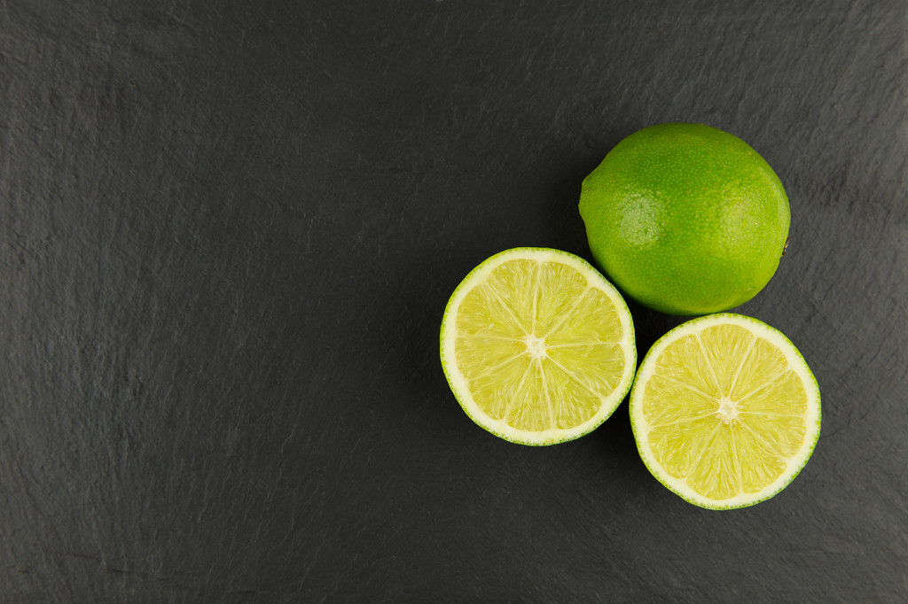 清新简洁水果背景图片