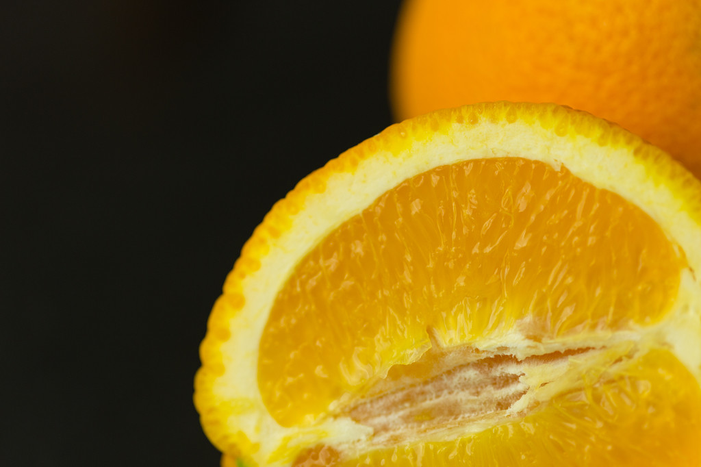 清新简洁水果橙子背景图片