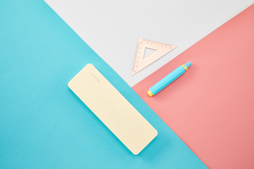 开学季橡皮尺子粉笔文具摄影背景纸纯色简约拍照背景纸