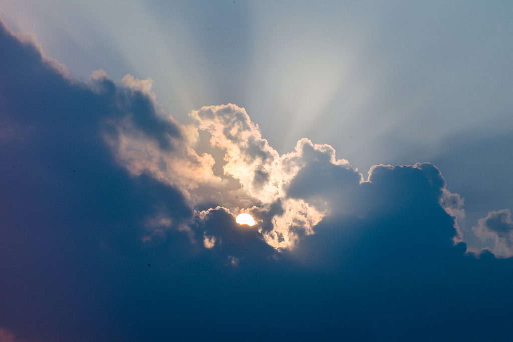 旅行 发现美 太阳 夕阳 夏日 背景 云 JPG晚霞