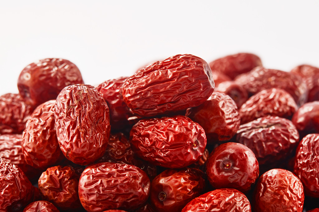 粮食白底特写红枣大枣配图谷物