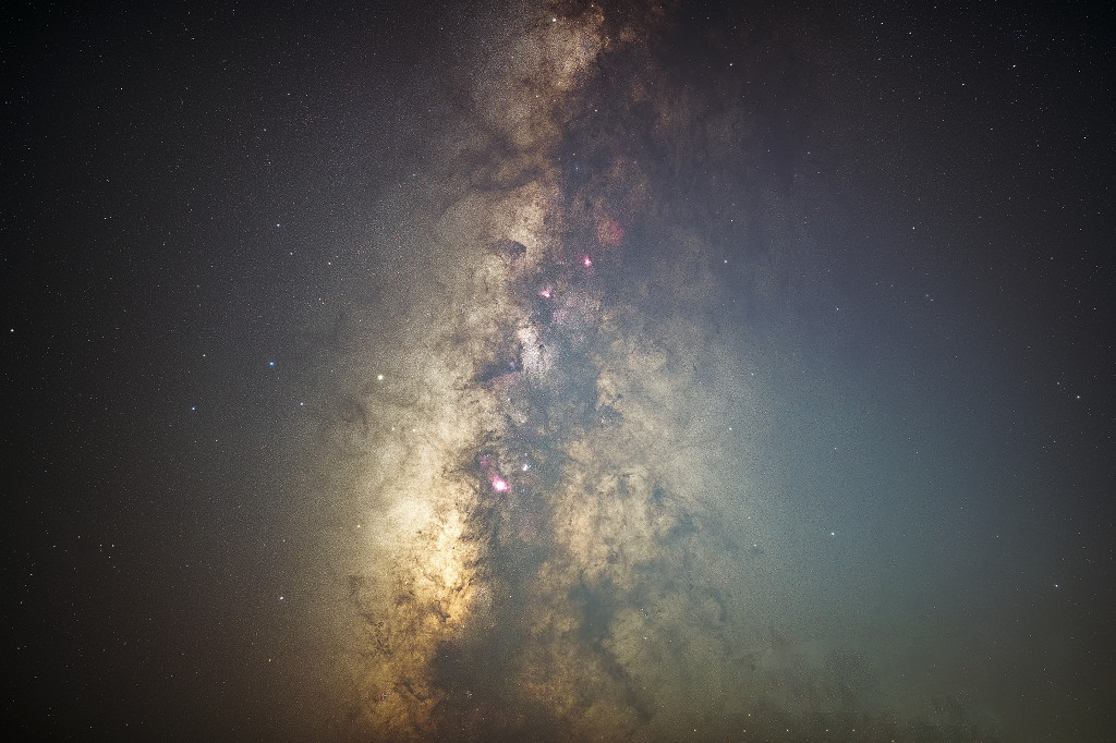 夏季银河星空多张堆栈降噪后银河和天蝎座调色盘