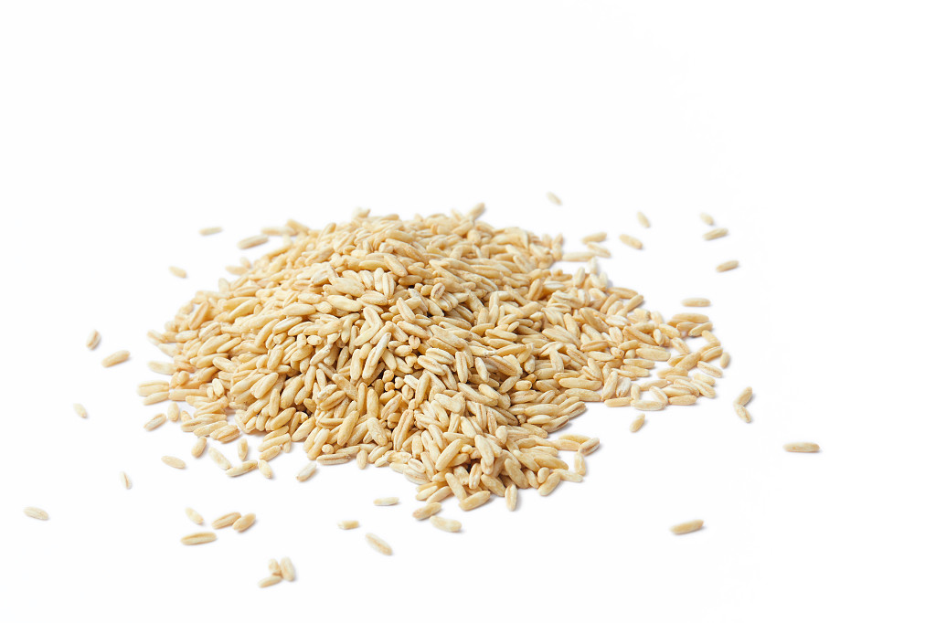 白底粮食燕麦米燕麦燕麦胚芽一堆燕麦燕麦堆谷物