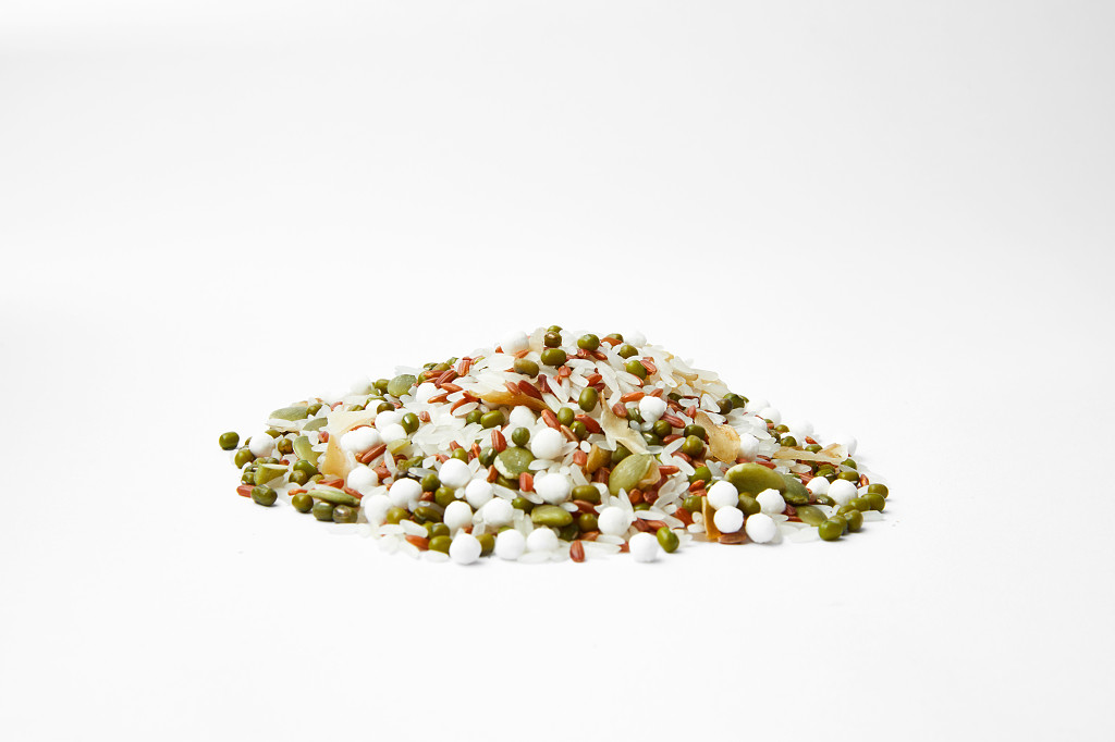 灰底粮食一堆粮食百合粥散落粮食珍惜粮食