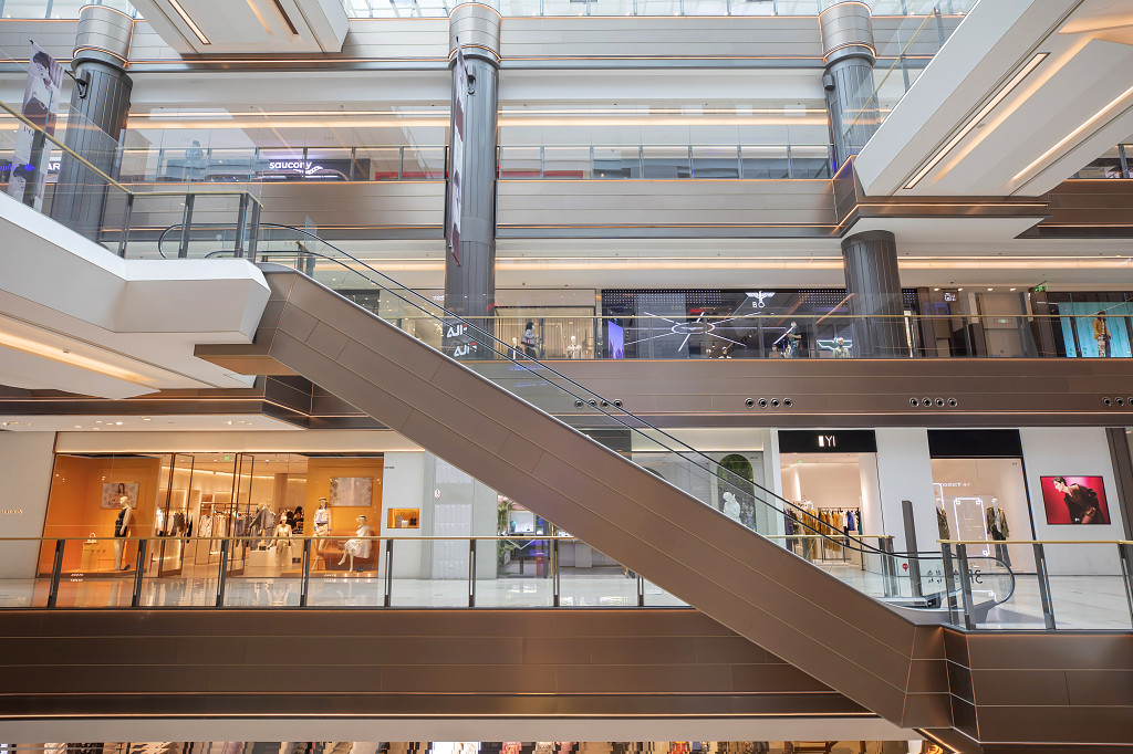 多层大空间多商店画面商场内景商场门店