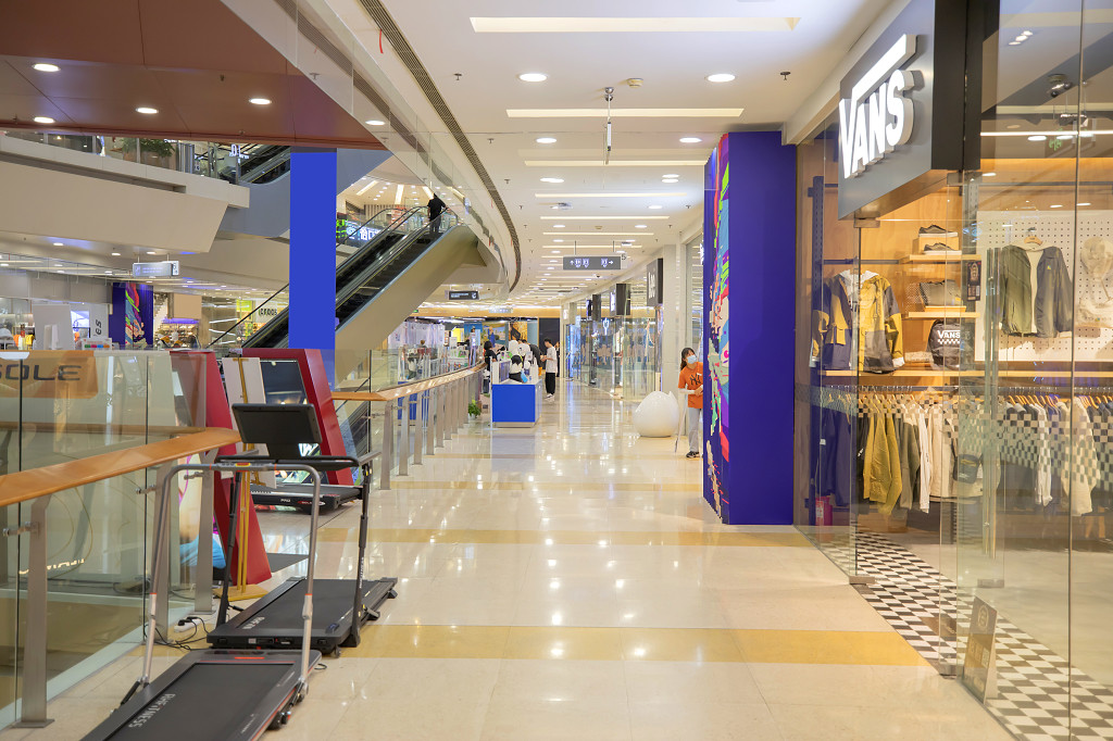 商场内景多商店画面商场商场走廊