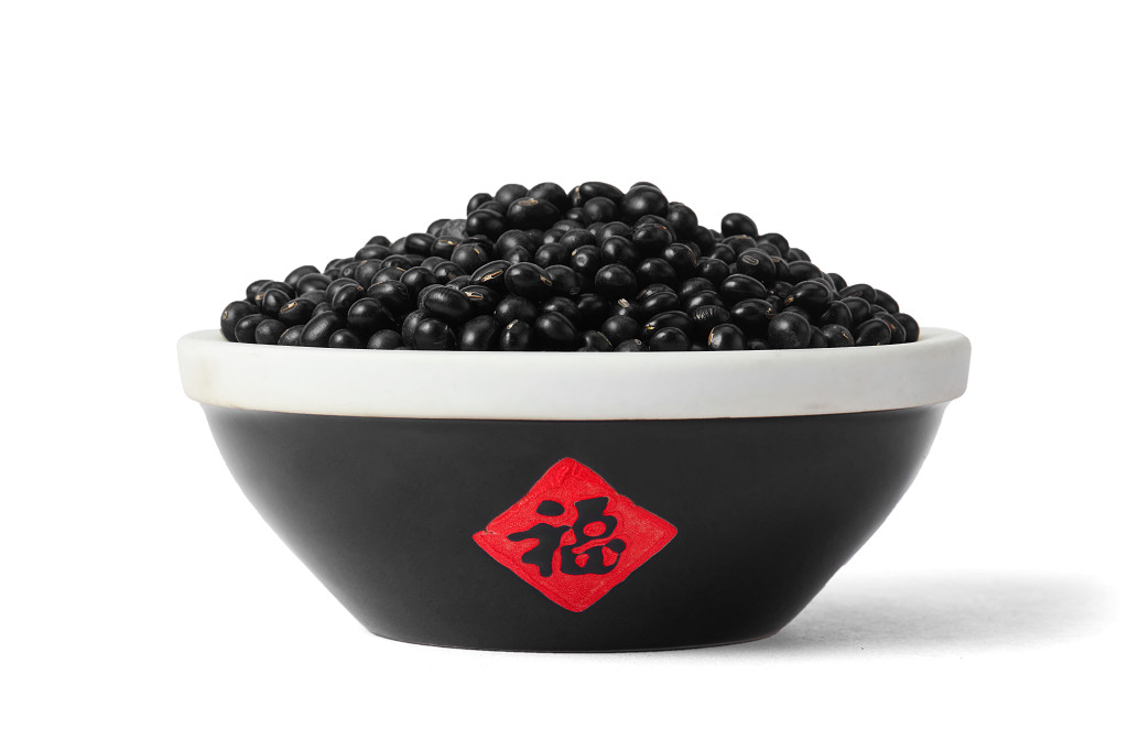 白底黑碗福字一碗黑豆黑豆一碗豆子