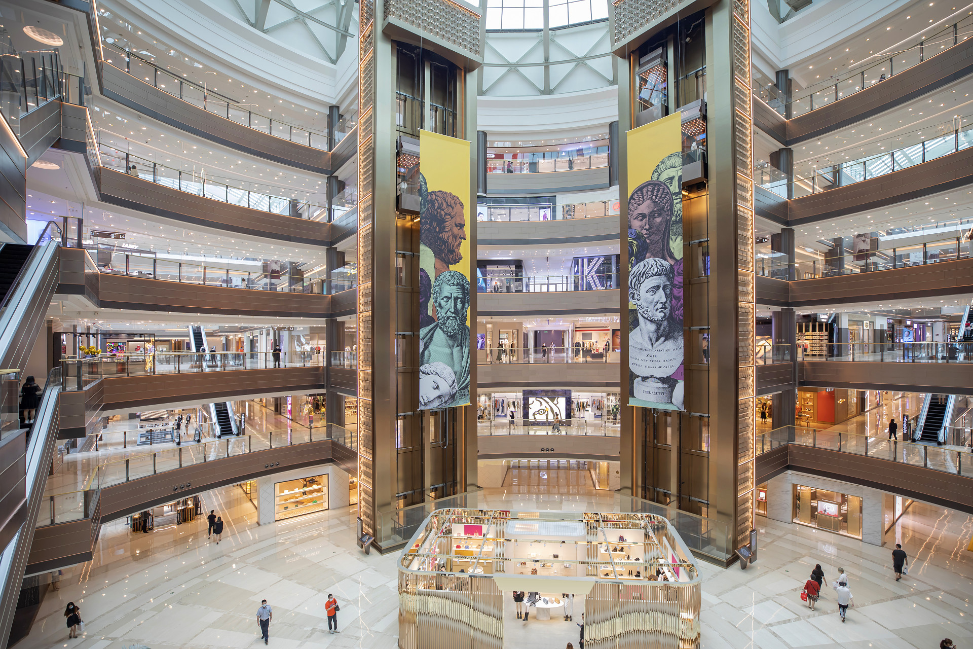 商场吊旗商场多层大空间多商店画面全景画面