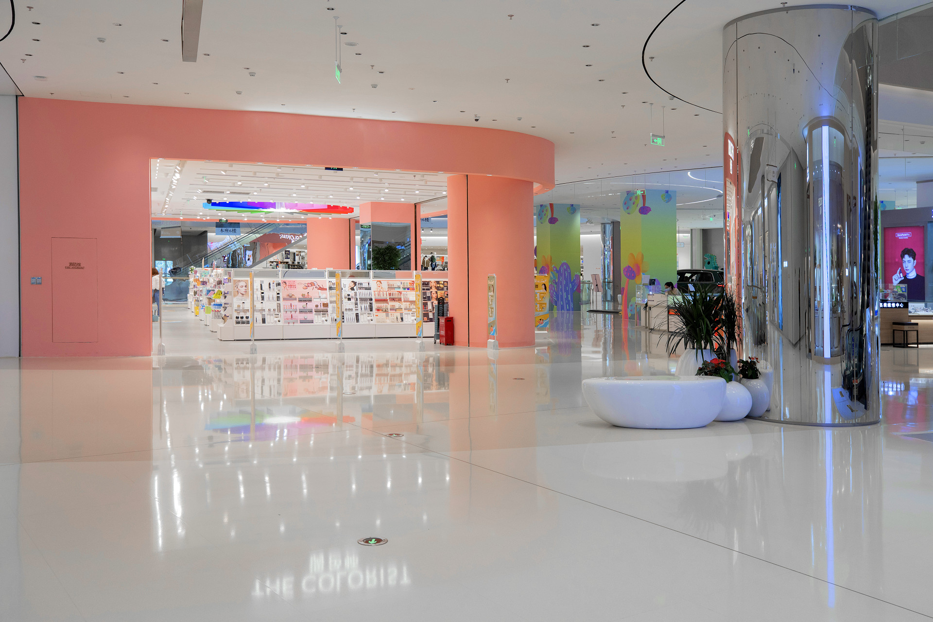 店铺入口店铺特写单独店铺特写美妆店特写