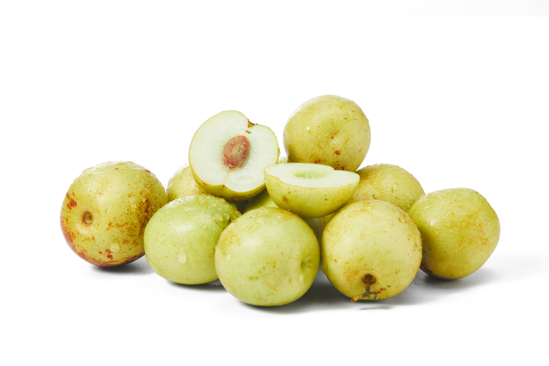 白底水果一堆冬枣枣鲜枣枣子大枣冬枣