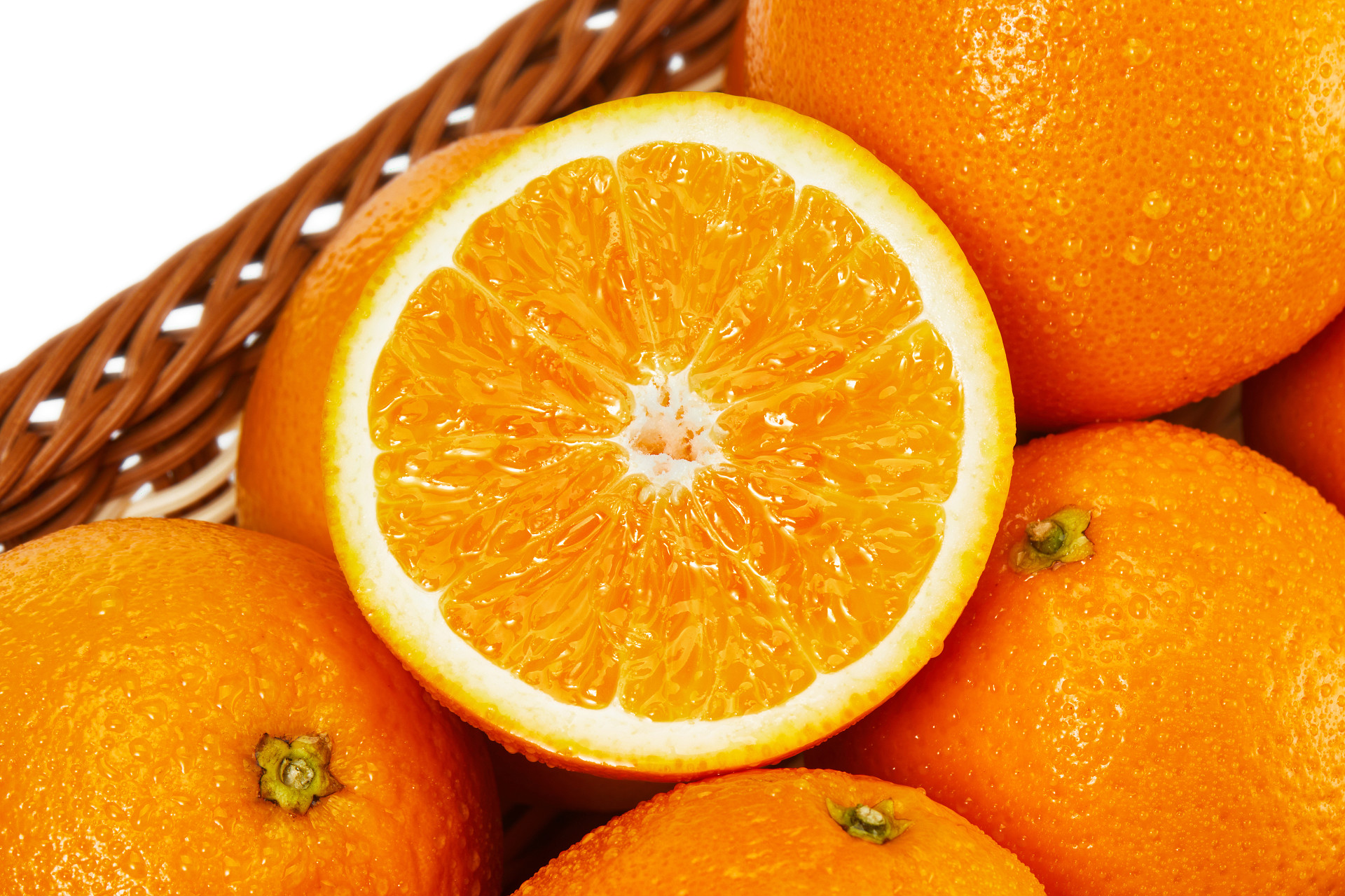 白底竹篮水果橙子切开橙子几个橙子鲜橙