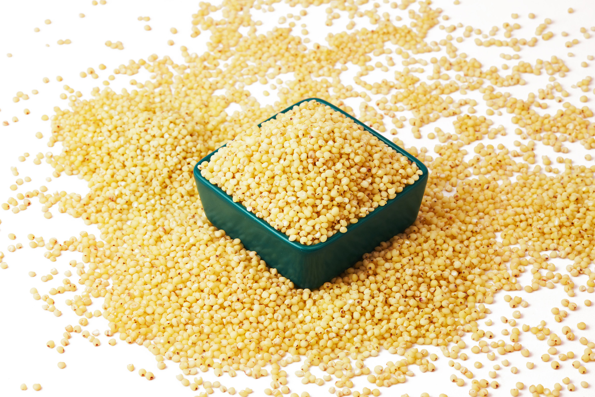 白底一盒高粱米绿盒高粱米一盒粮食