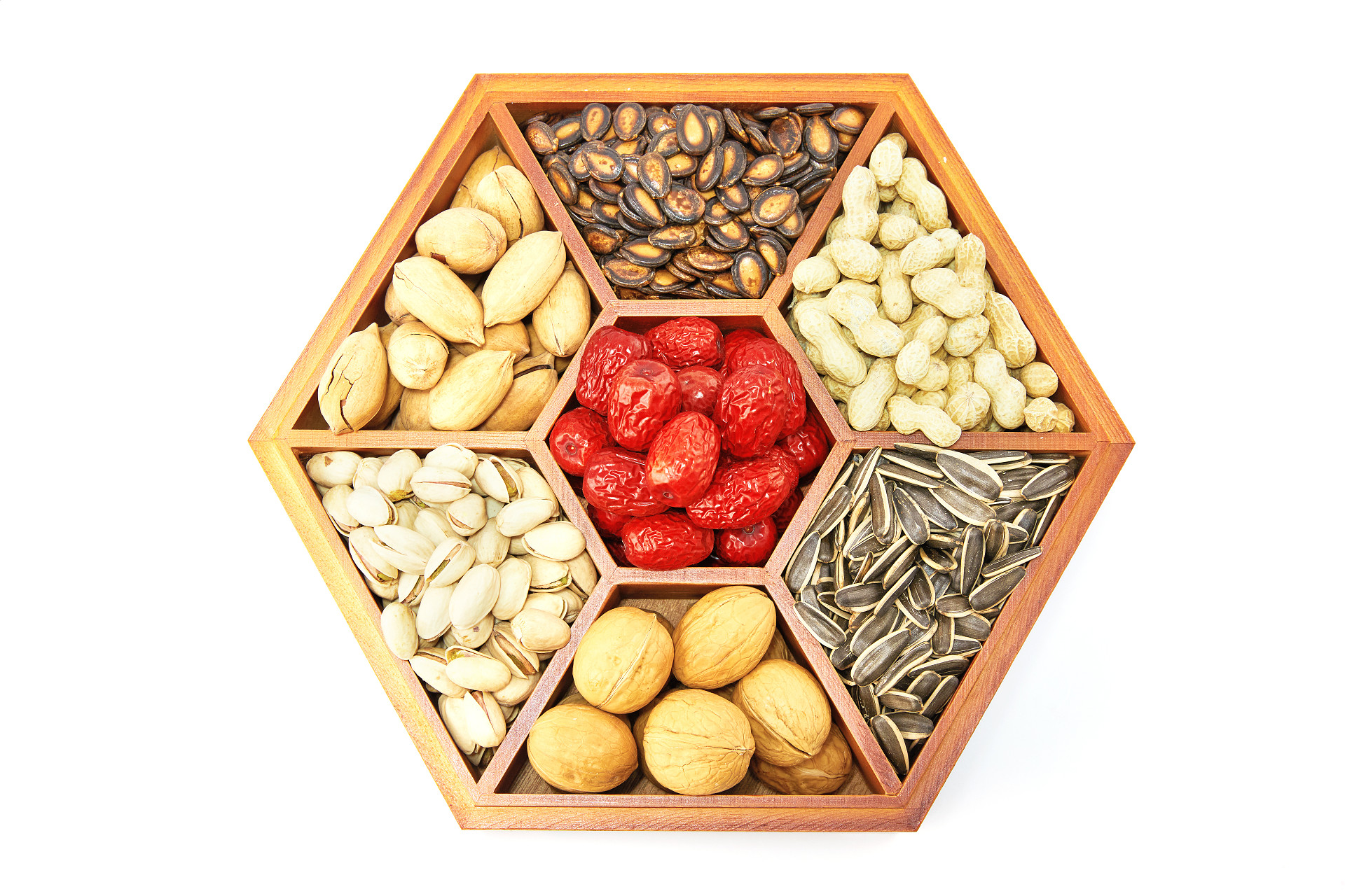 俯视图白底木盒坚果拼盘坚果组合核桃红枣开心果