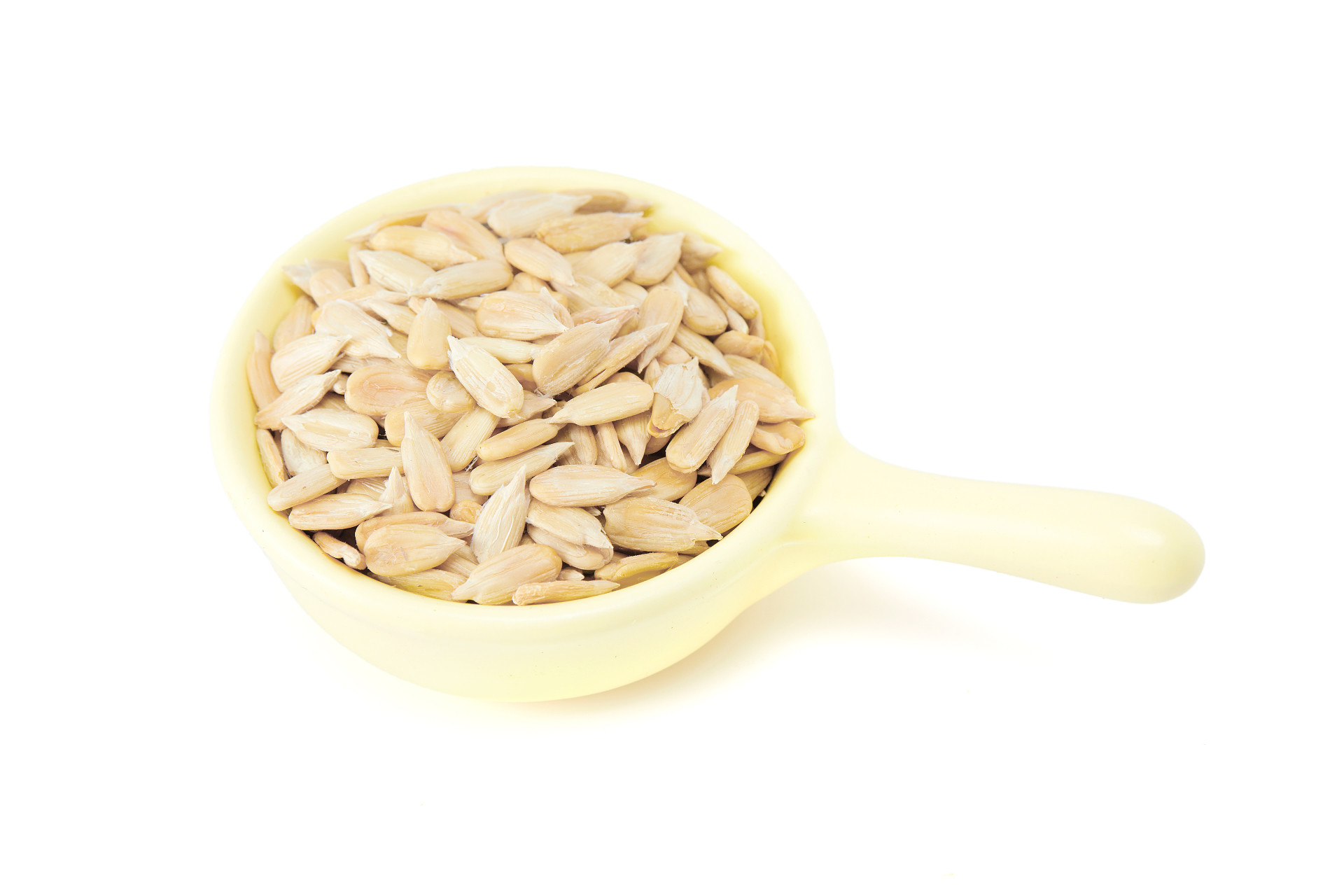 白底黄碗瓜子仁一碗瓜子仁一碗果仁剥开瓜子坚果