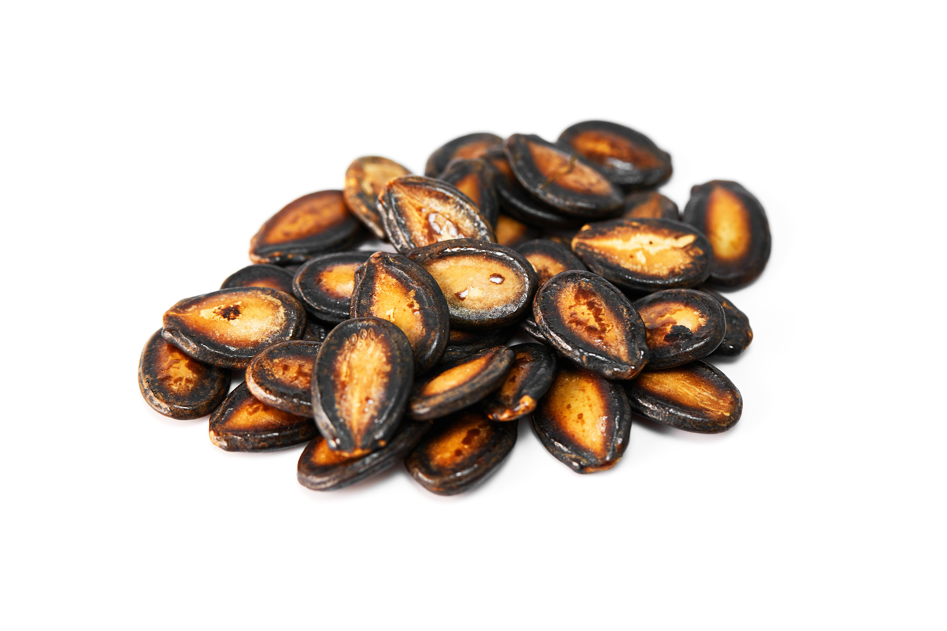 白底散落西瓜子散落坚果一堆西瓜子坚果