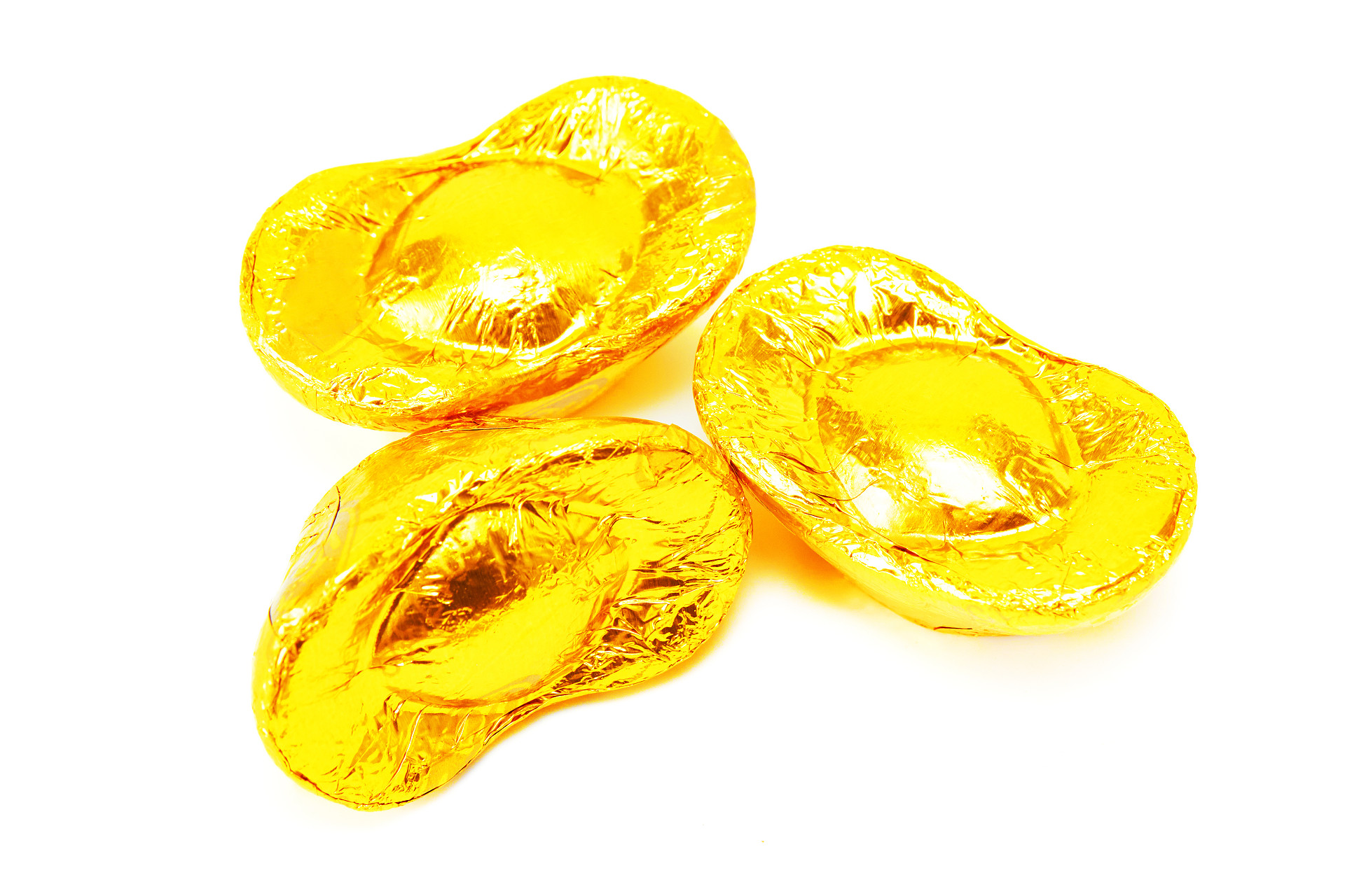 白底元宝巧克力糖果三个巧克力金色巧克力