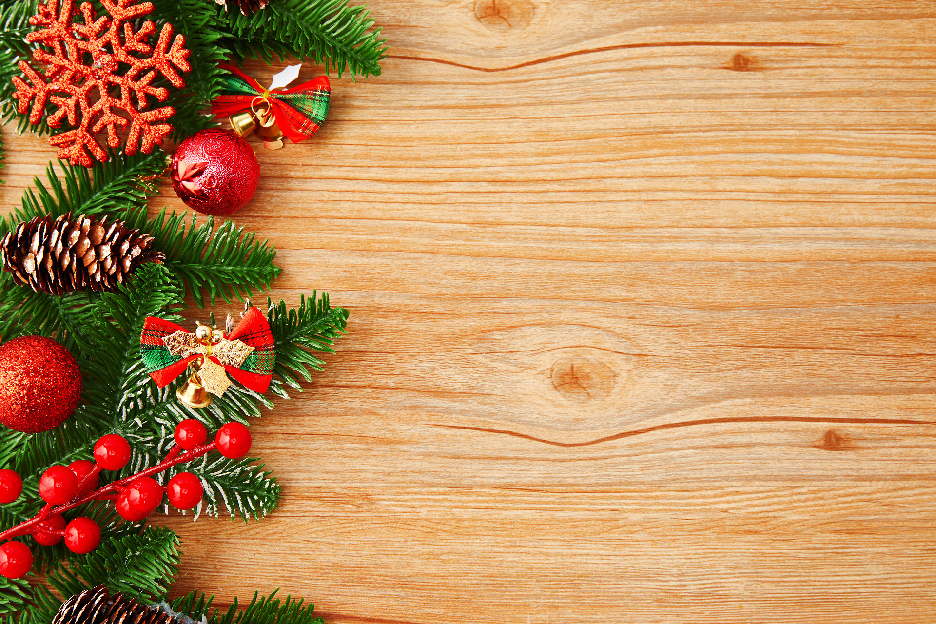 木纹铃铛雪花红色装饰圣诞树圣诞节圣诞元素