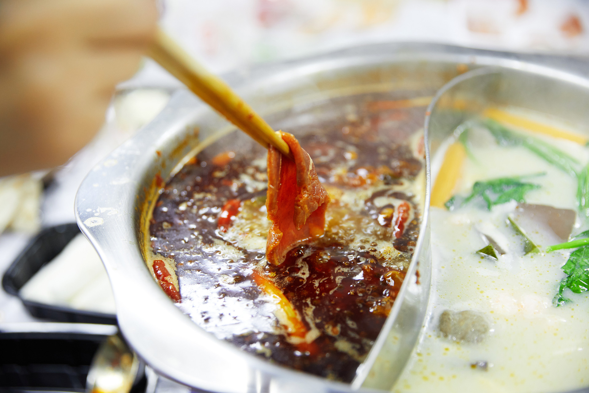 火锅鸳鸯锅涮火锅美食美味聚餐