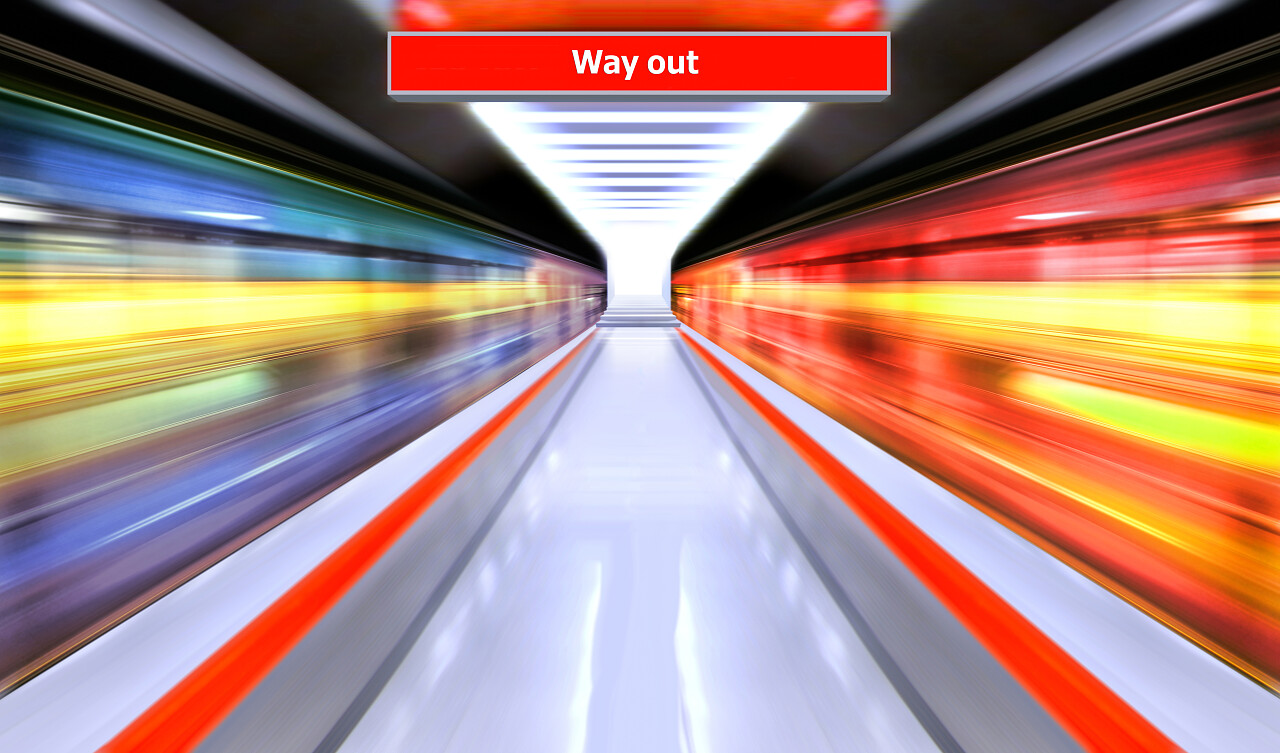 快速行驶的火车火车站高铁动车模糊场景