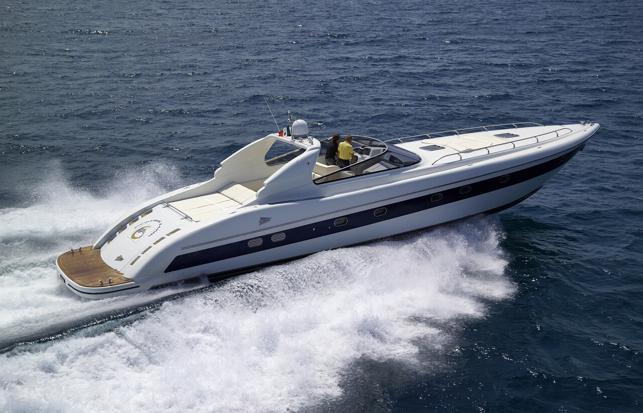 国外外国豪华游艇鸟瞰图图片