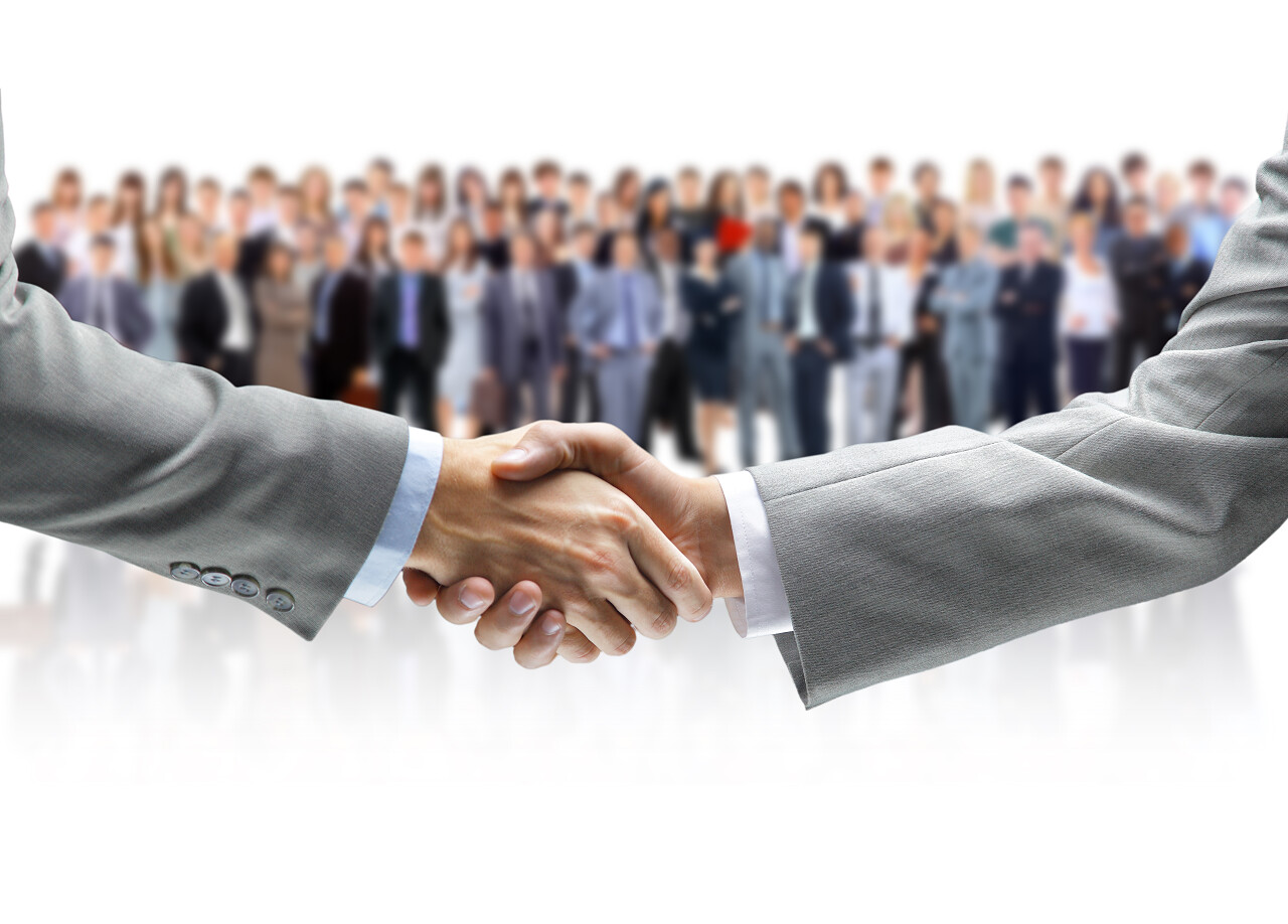 颤抖的手和业务团队合作