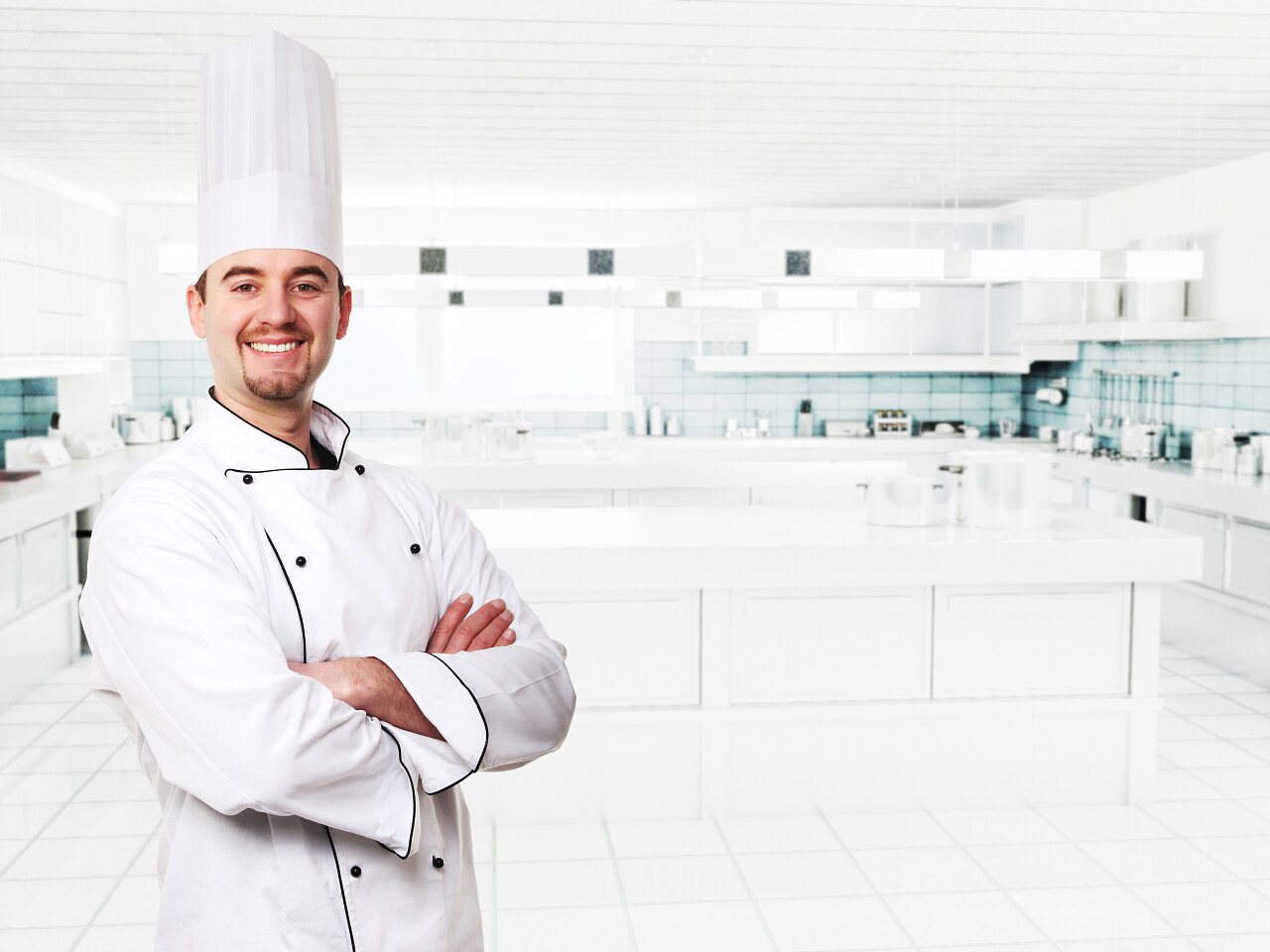 现代厨房的友好厨师