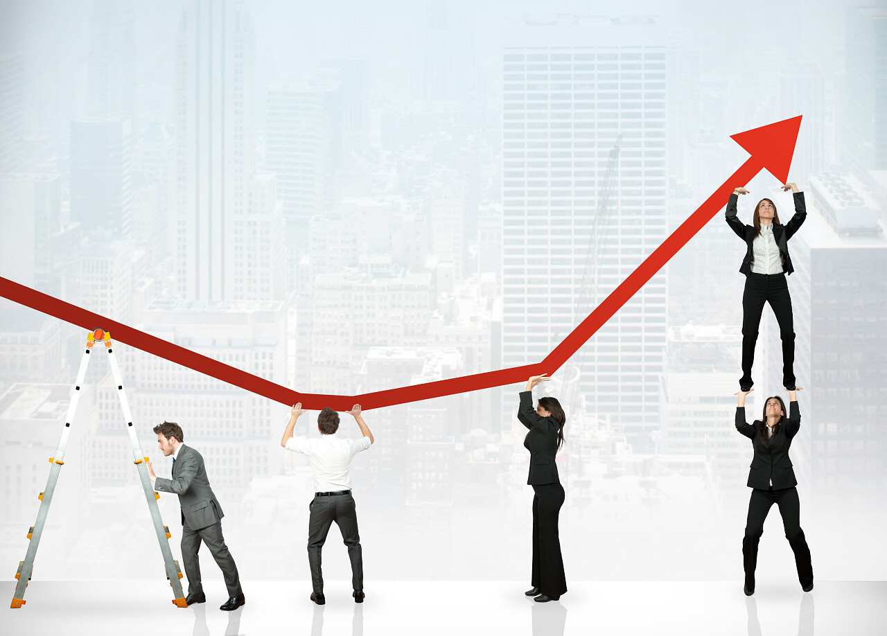 团队合作的保存企业利润红色箭头金融股市财富上升箭头团队执行力执行力领导力提升提升箭头提升