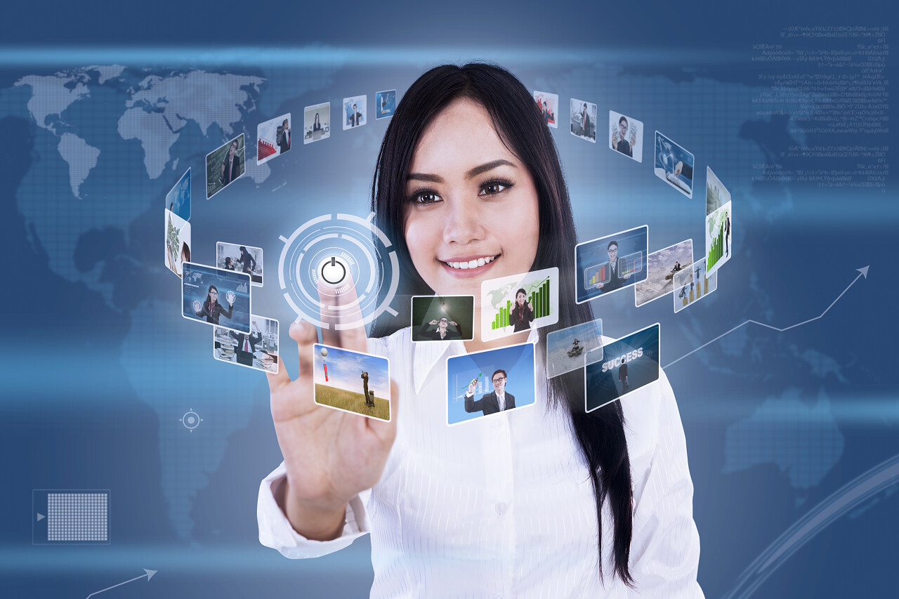 女人点击手势点击科技化现代化数字化点击手势图片