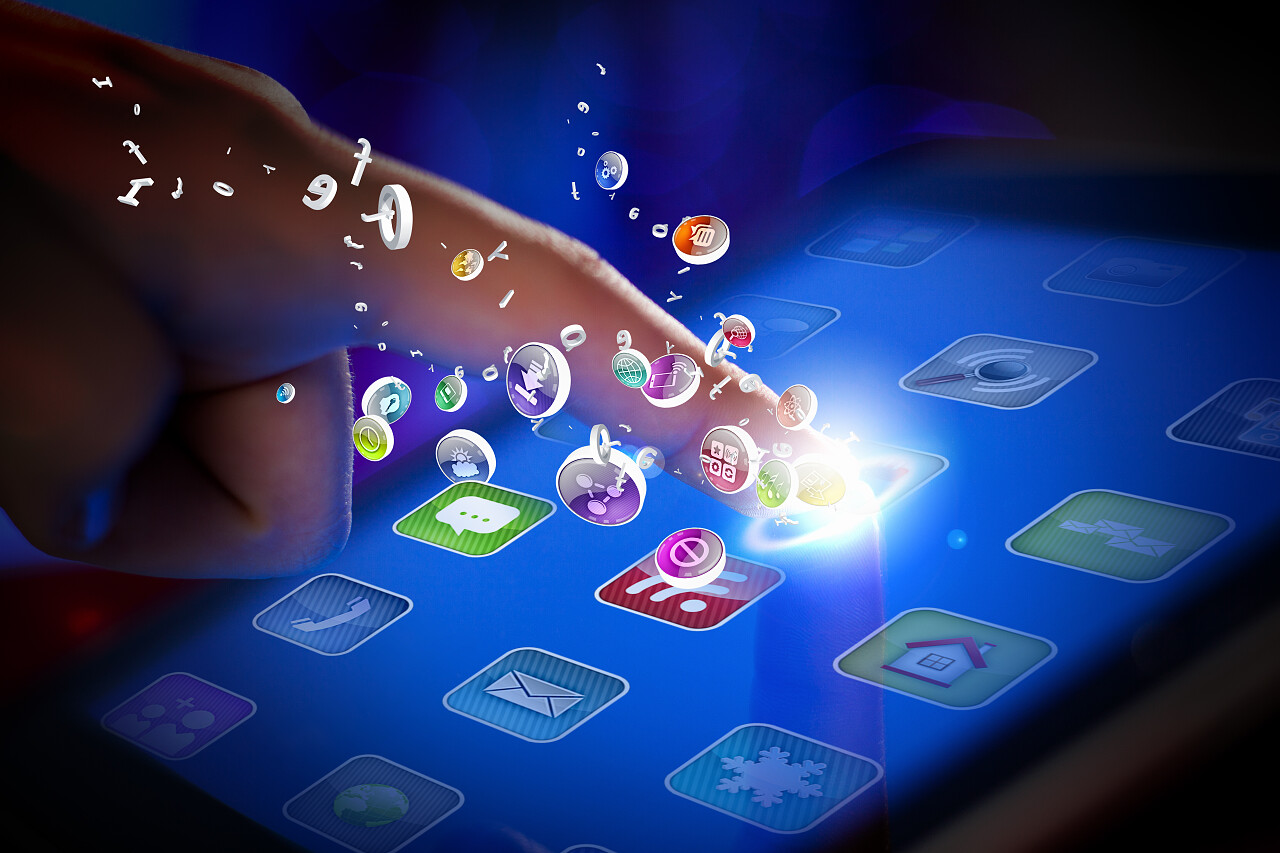 手指触摸屏幕智能手机图标按钮飞出