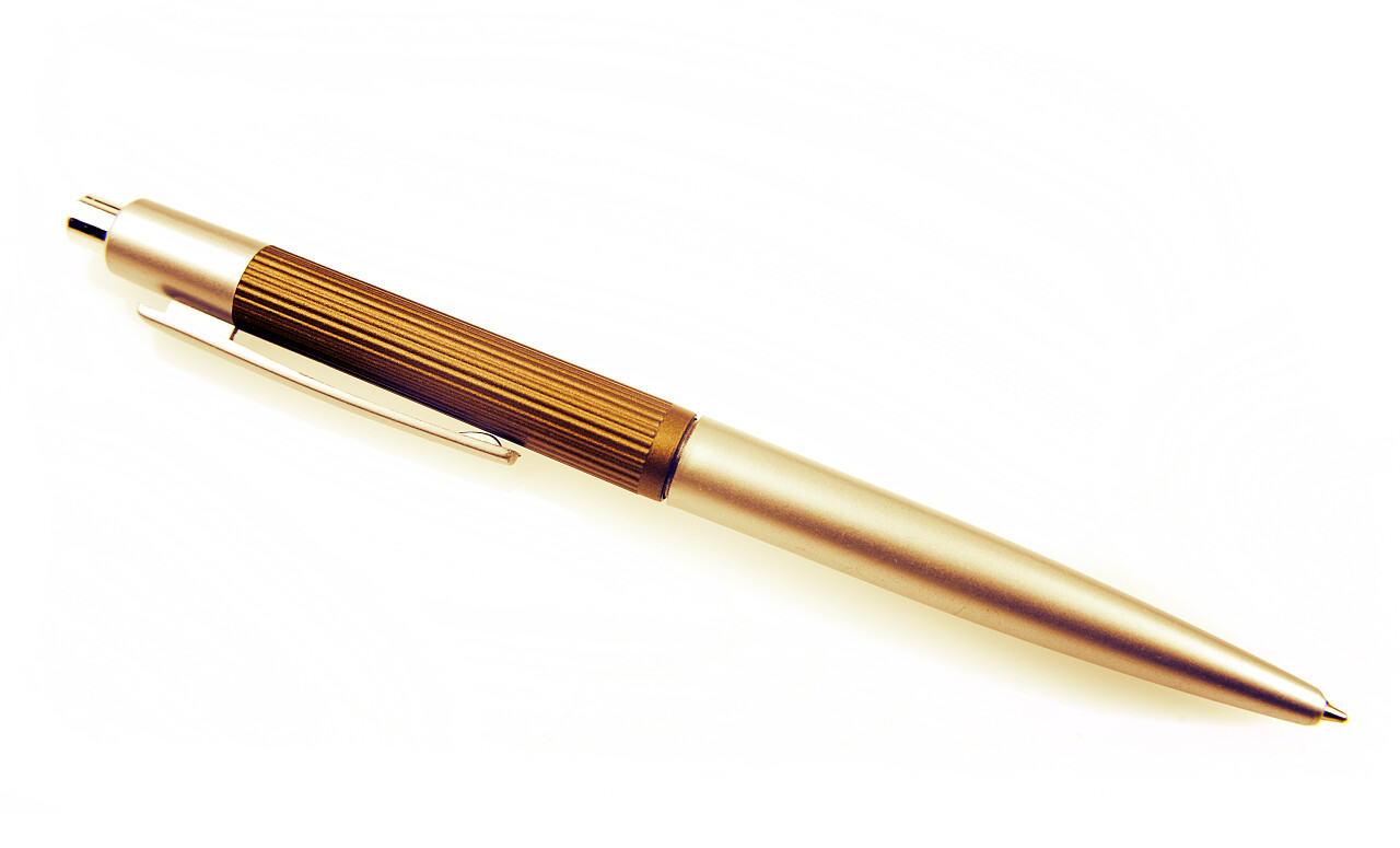 圆珠笔分离上普通的背景