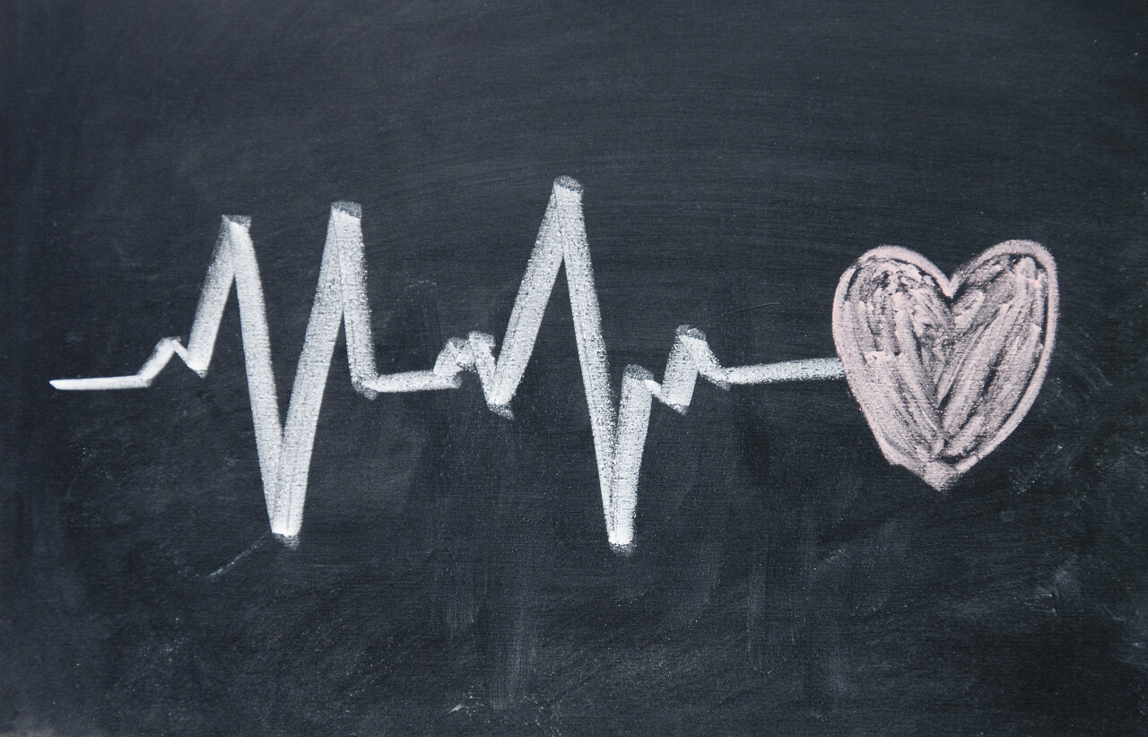 心图案的心跳标志和爱