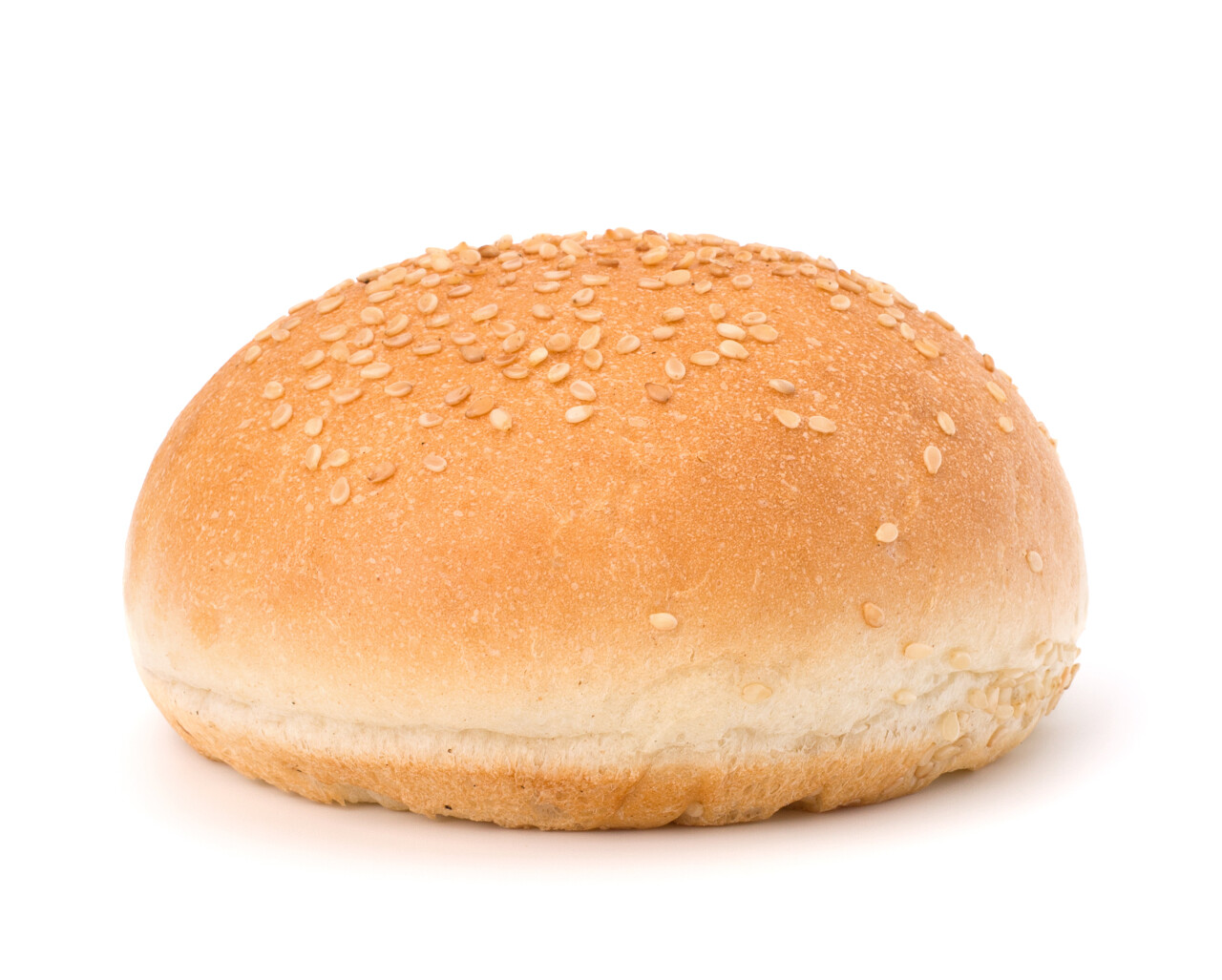 孤立在白色背景上的芝麻圆三明治面包