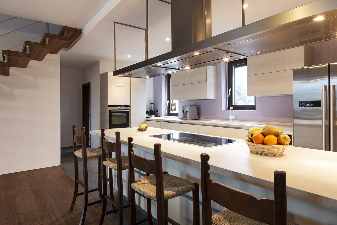 现代阁楼的厨房