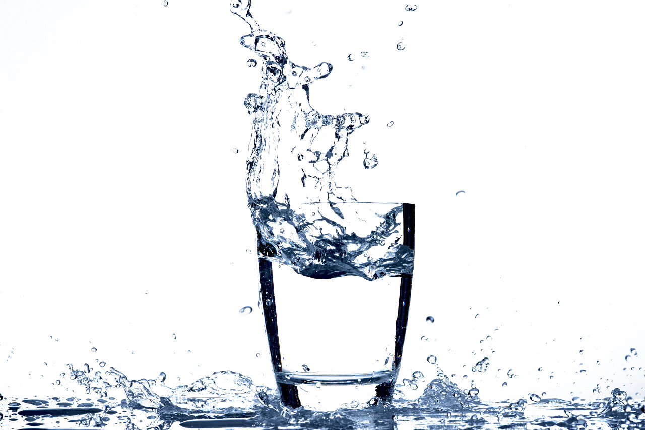 玻璃水的飞溅