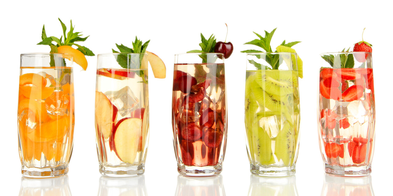 水果饮料与冰块