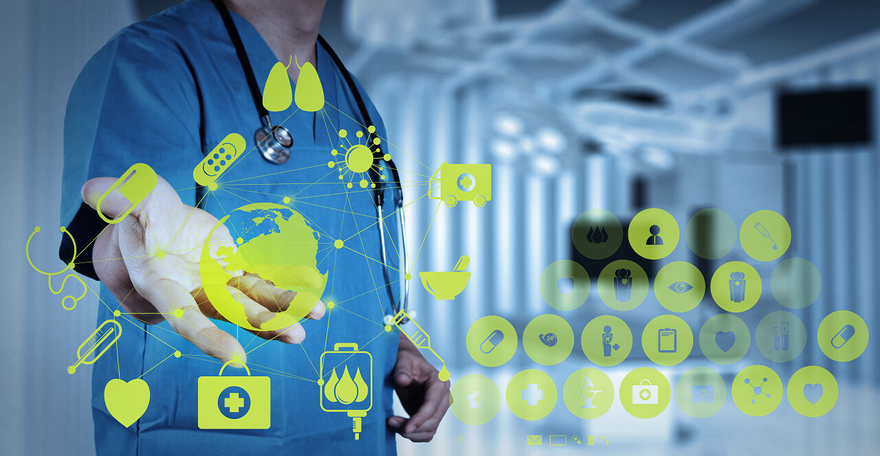 医学医生工作与现代计算机接口作为医疗概念医疗平台