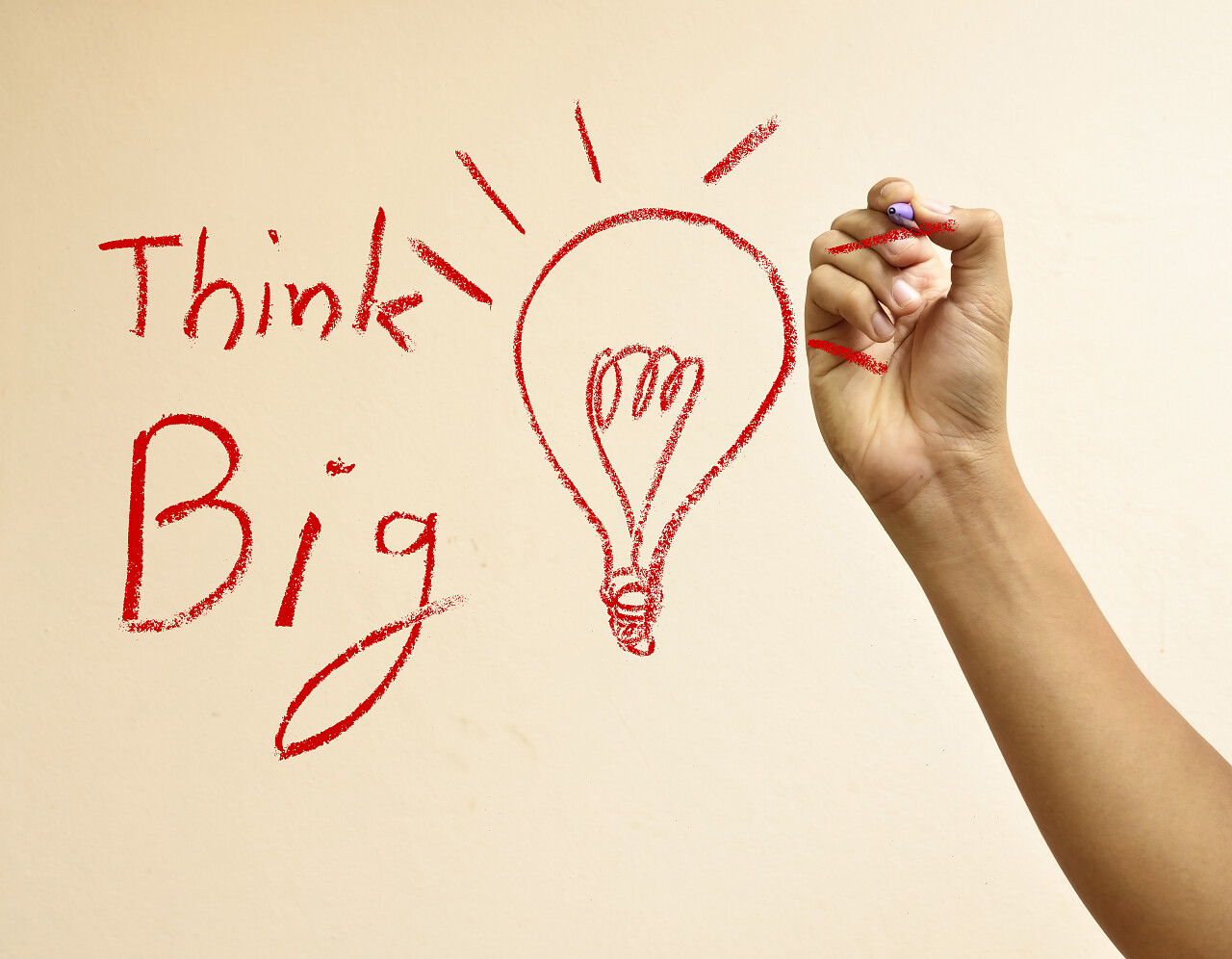 手绘灯泡和想法思考