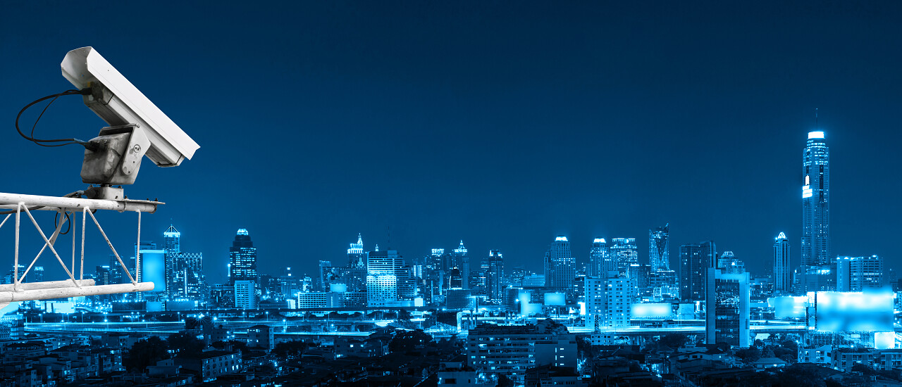 摄像头监测着城市