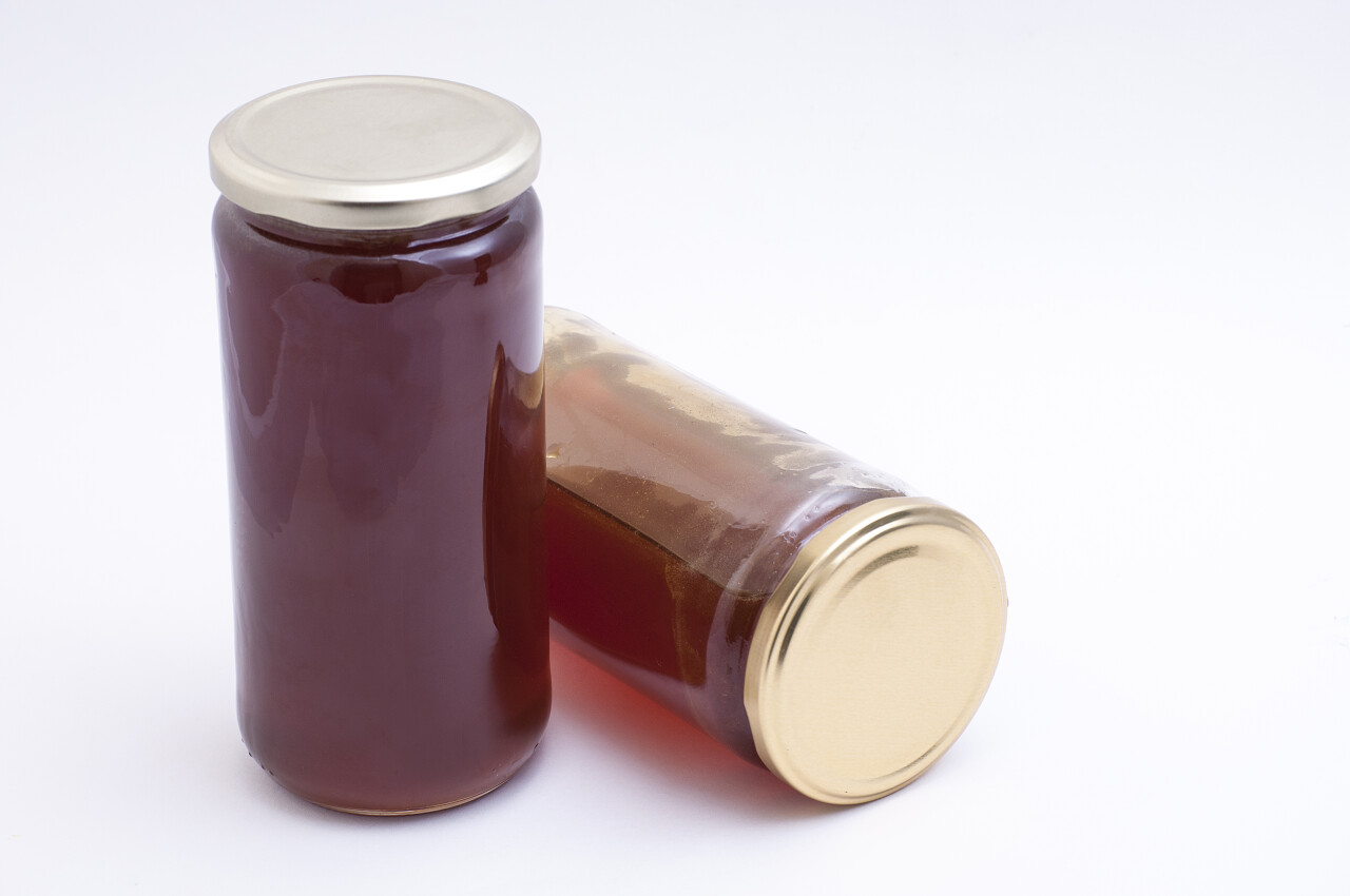 葡萄桃上白色为空