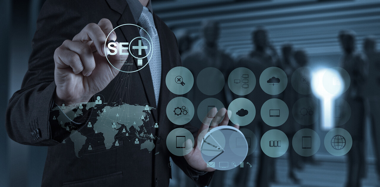 显示搜索引擎搜索引擎优化作为概念的商人手