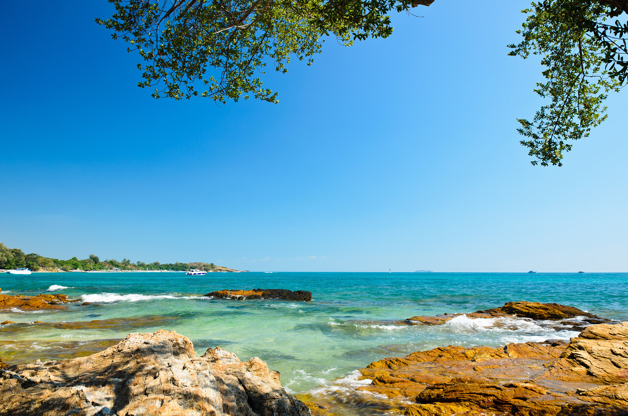 美丽的海边自然风景图泰国旅游