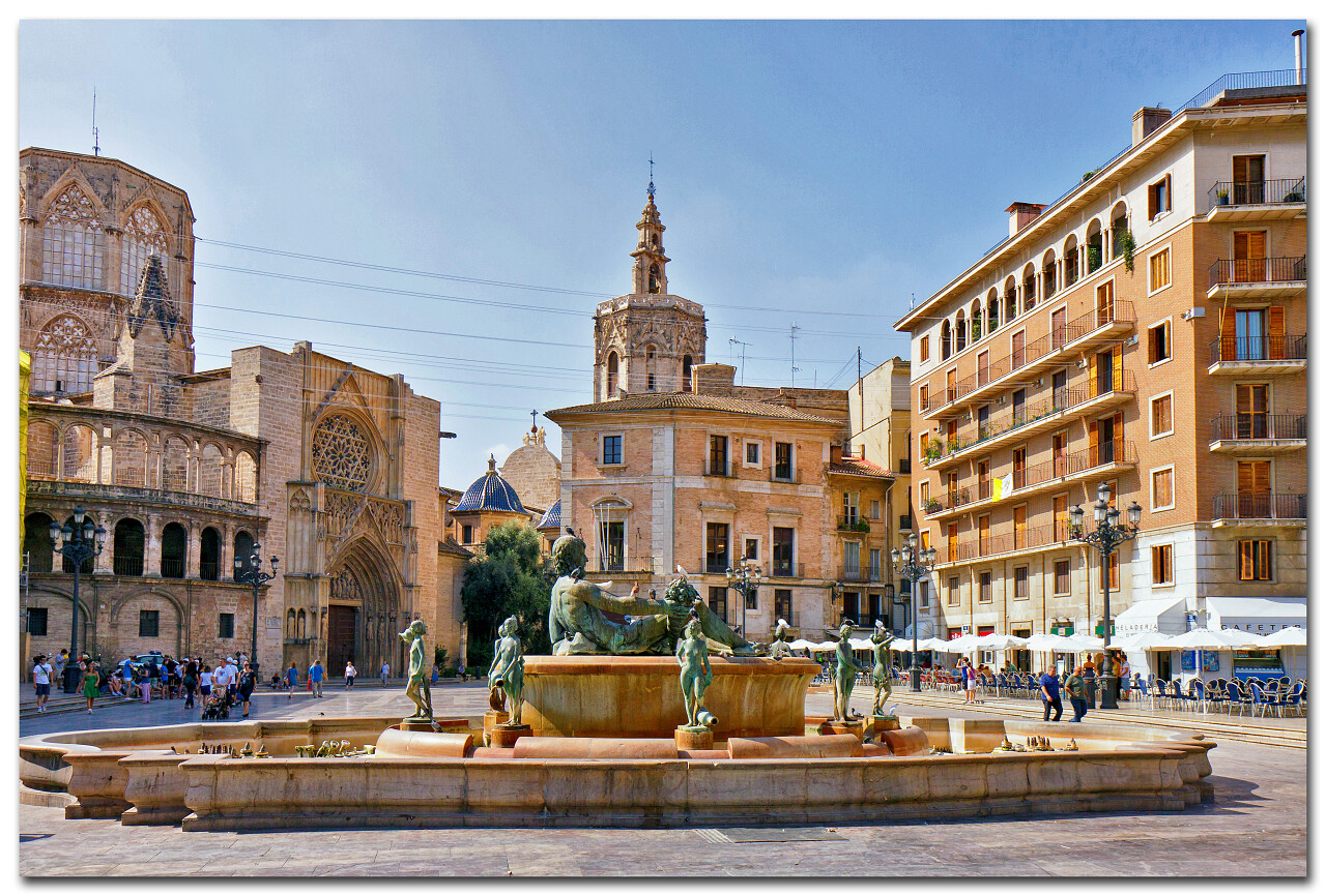 广场上的喷泉西班牙