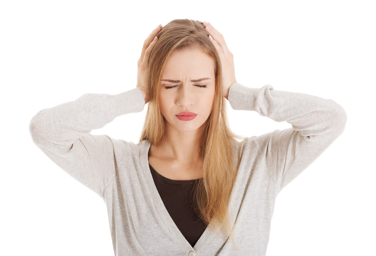 一个女孩在奔溃的边缘焦虑后悔